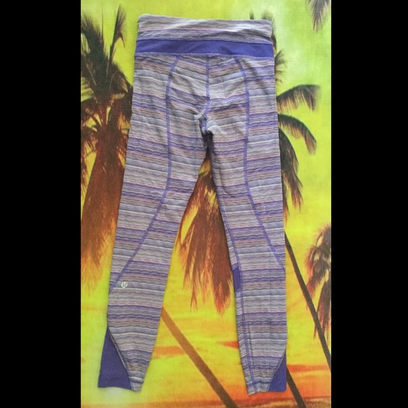 Lululemon Leggings Size 2 Purple - Picture 2 of 9